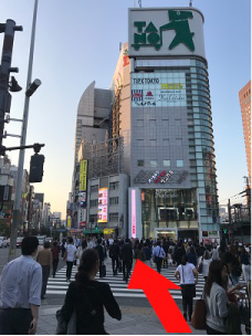 新宿店までの道順写真3