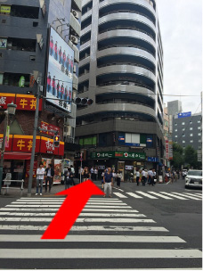 新宿店までの道順写真5